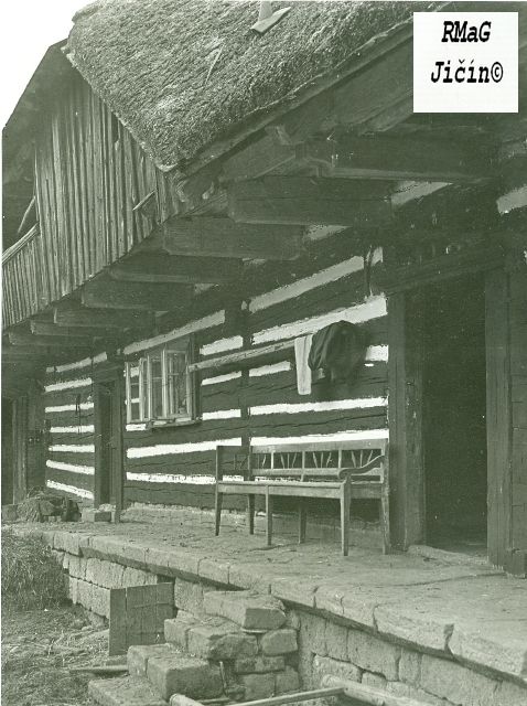  stavení č.8 - detail -r.1941 (sbírka pozitivů a negativů  RM a G v Jičíně, foto J.Trejbal	, č. 4003 JT )